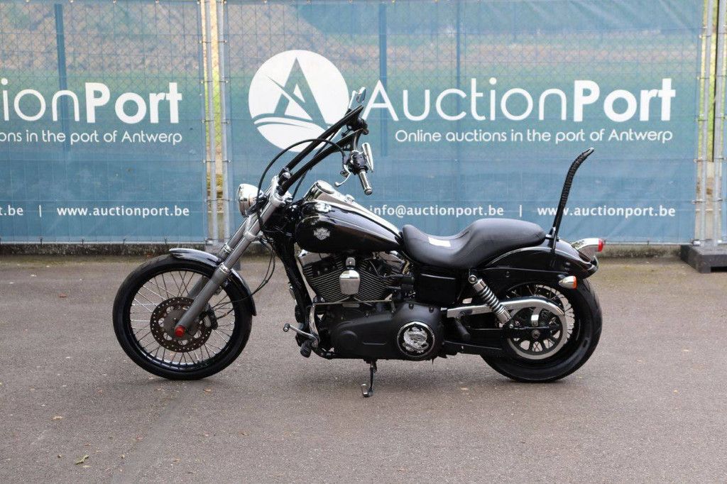 Harley-Davidson Dyna Wide Glide Benzin 2016