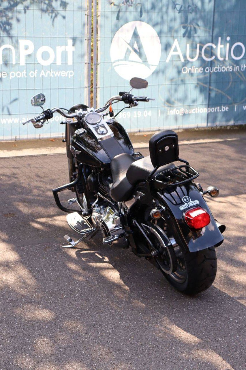 Harley-Davidson Fat Boy Benzin 2013