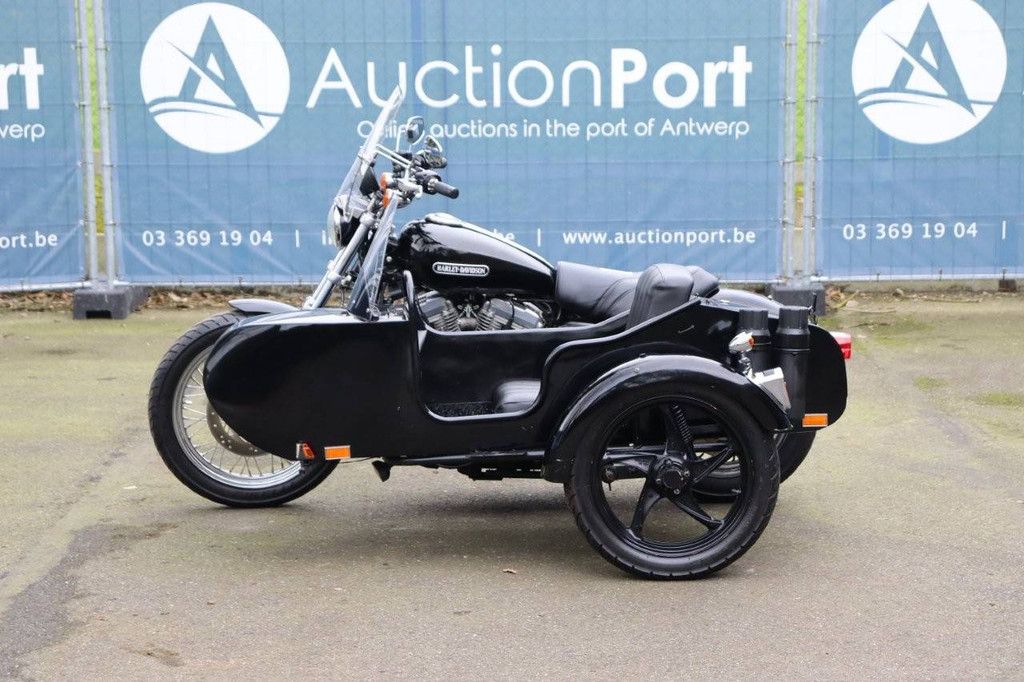 Motor Harley-Davidson Sporster XL883 + Side Car Benzine 2009