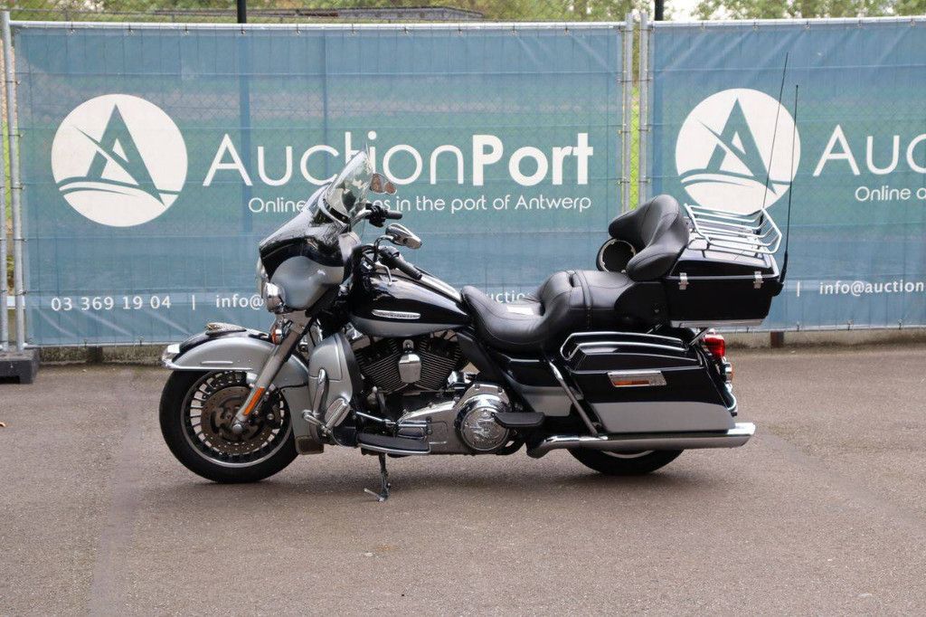 Harley-Davidson Ultra Classic Benzine 2013
