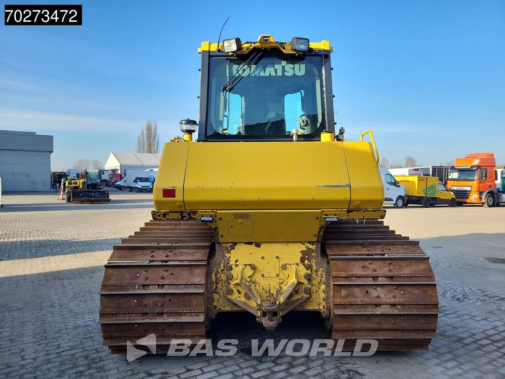 Komatsu D65 PX -18