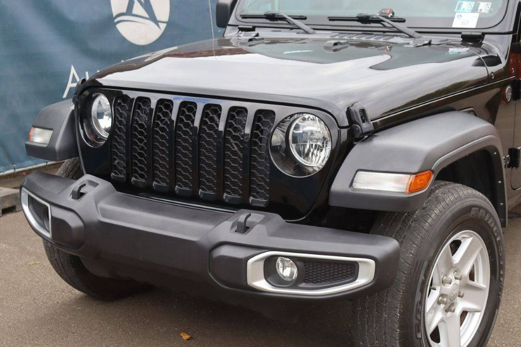 Pick Up Jeep Gladiator Benzine 240pk 2023