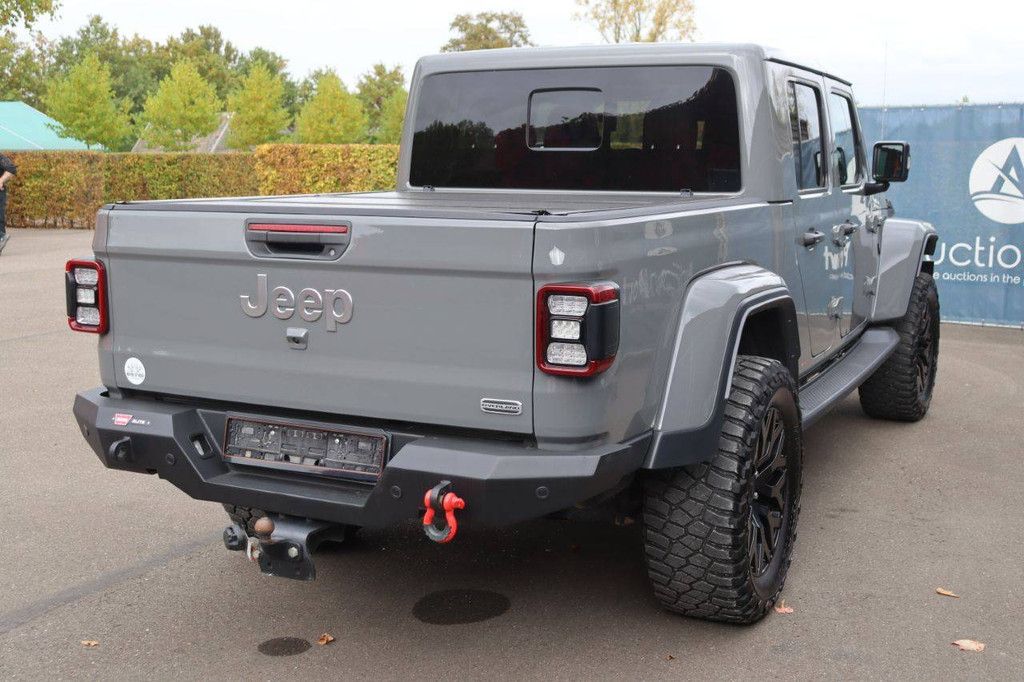 SUV Jeep Gladiator Diesel 260 PS 2021