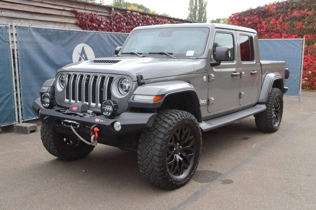 SUV Jeep Gladiator Diesel 260 PS 2021