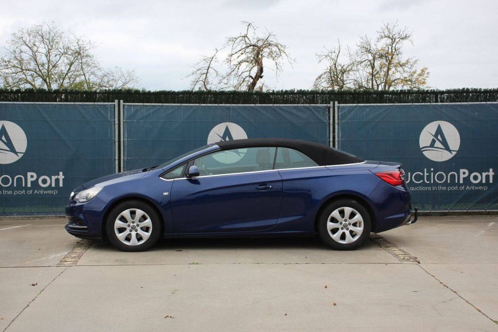 Convertible Opel Cascada Diesel 165hp 2014 (Margin)