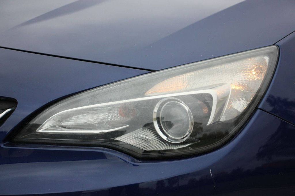 Convertible Opel Cascada Diesel 165hp 2014 (Margin)
