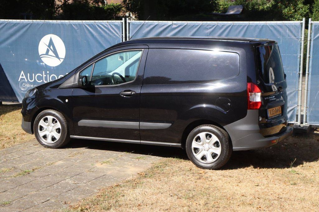 Ford Transit Courier Diesel 2021