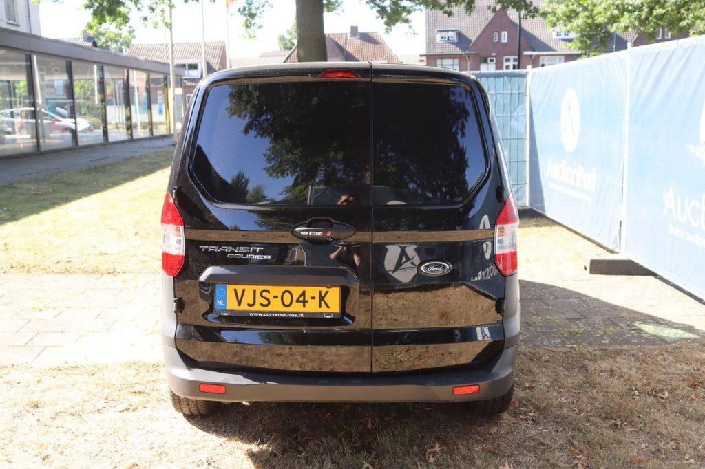 Ford Transit Courier Diesel 2021
