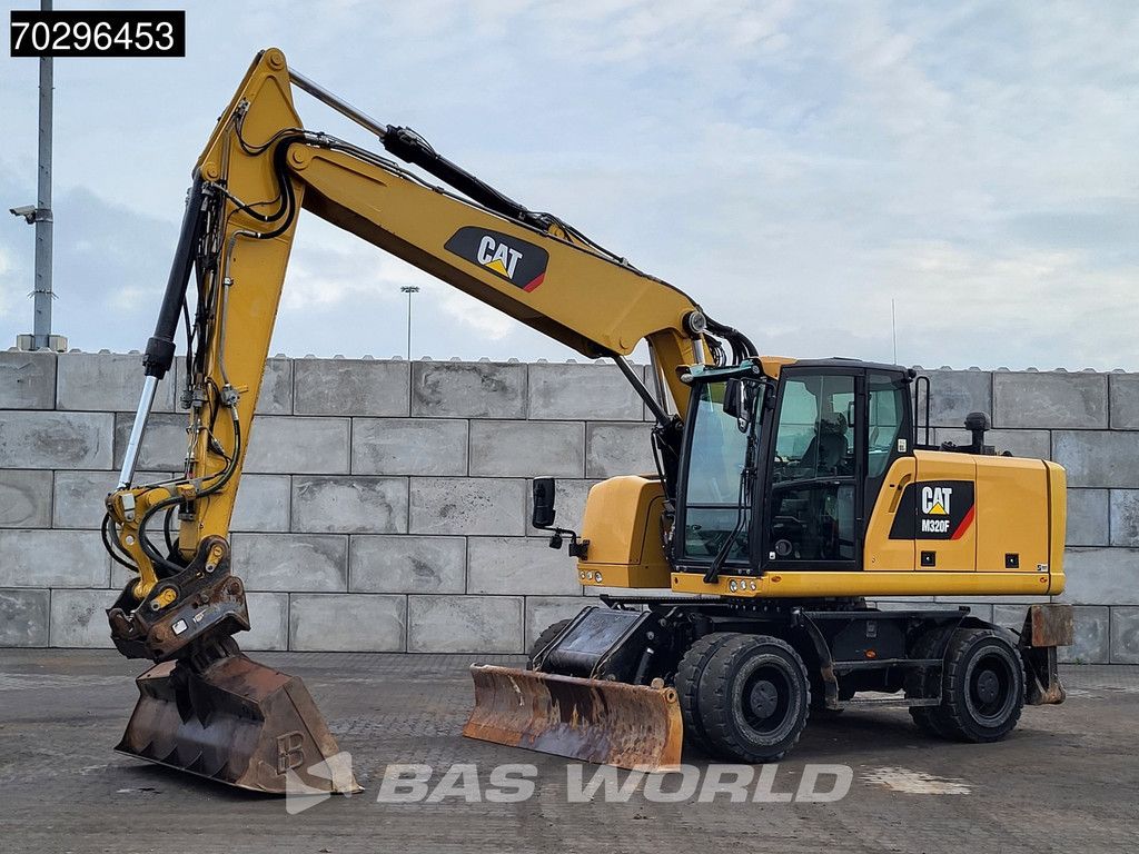 Caterpillar M320 F