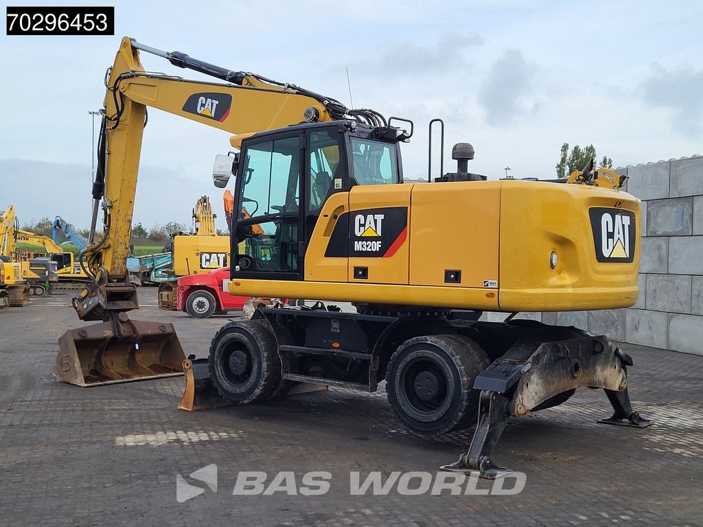 Caterpillar M320 F