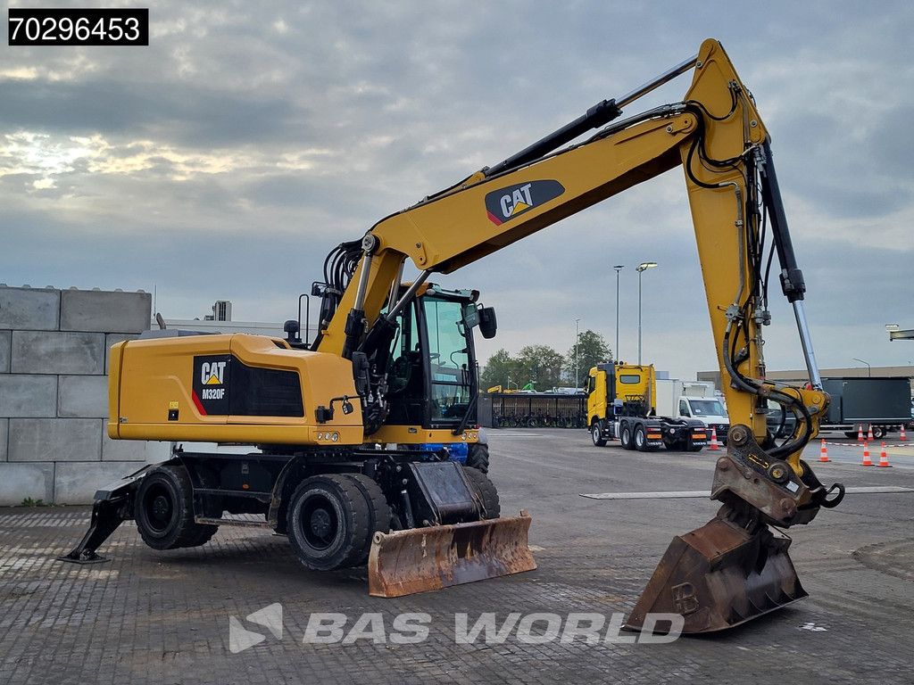 Caterpillar M320 F