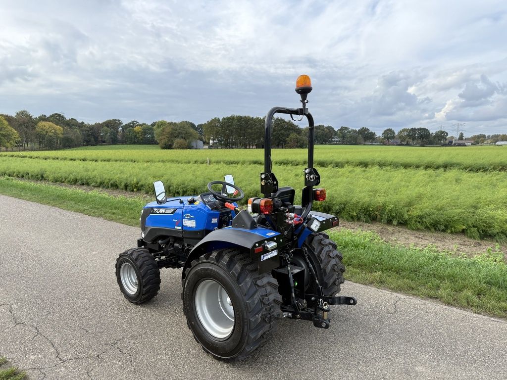 Solis 20 4WD minitractor met stuurbekrachtiging