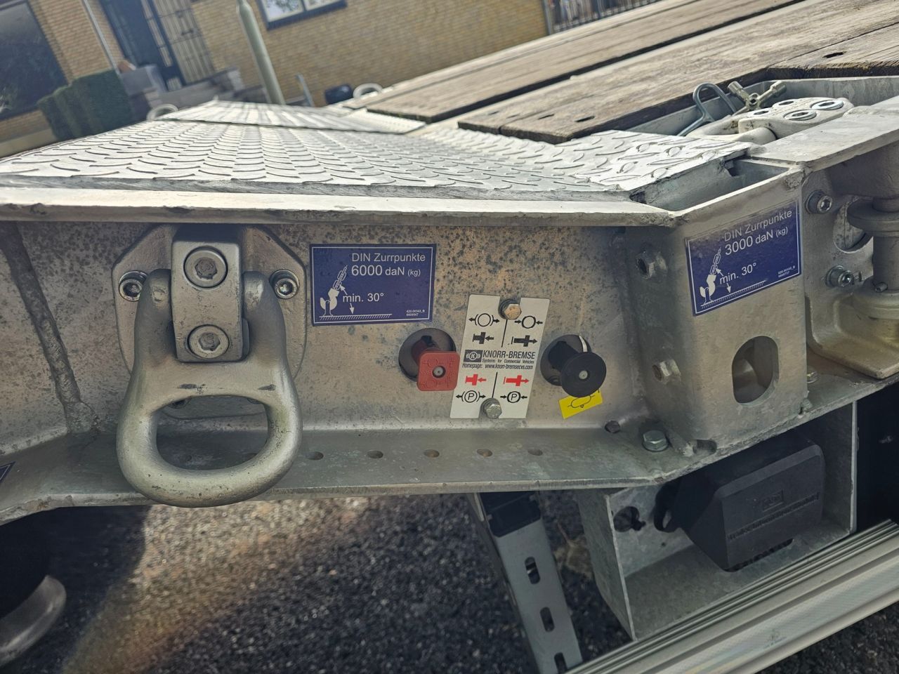 Humbaur HTD30 Met Hydraulische Rampen