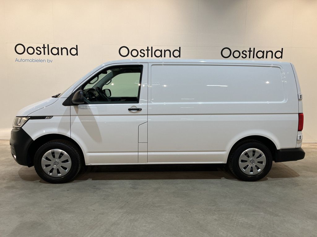 Volkswagen Transporter 2.0 TDI L1H1 Servicebus / Aluca Inrichting / Euro 6 / Airco / Camera / Cruise Control / Navigatie / CarPlay / 3-Zits / 81.000 KM !!
