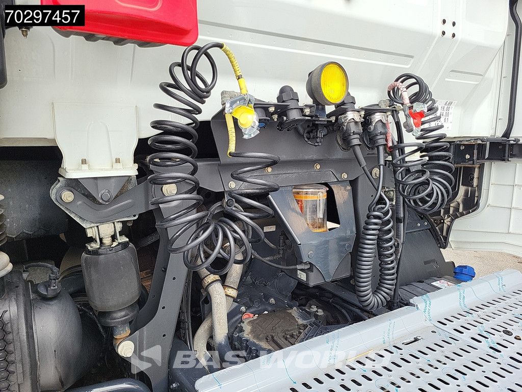 Iveco S-Way 460 4X2 Mega Retarder 2xTanks ACC Euro 6