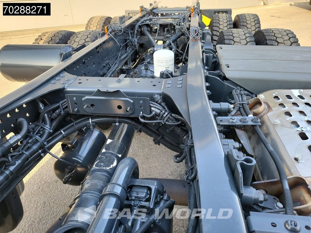 Iveco X-Way 460 6X4 New! Retarder Steelsuspension Big-Axle Navi Euro 6