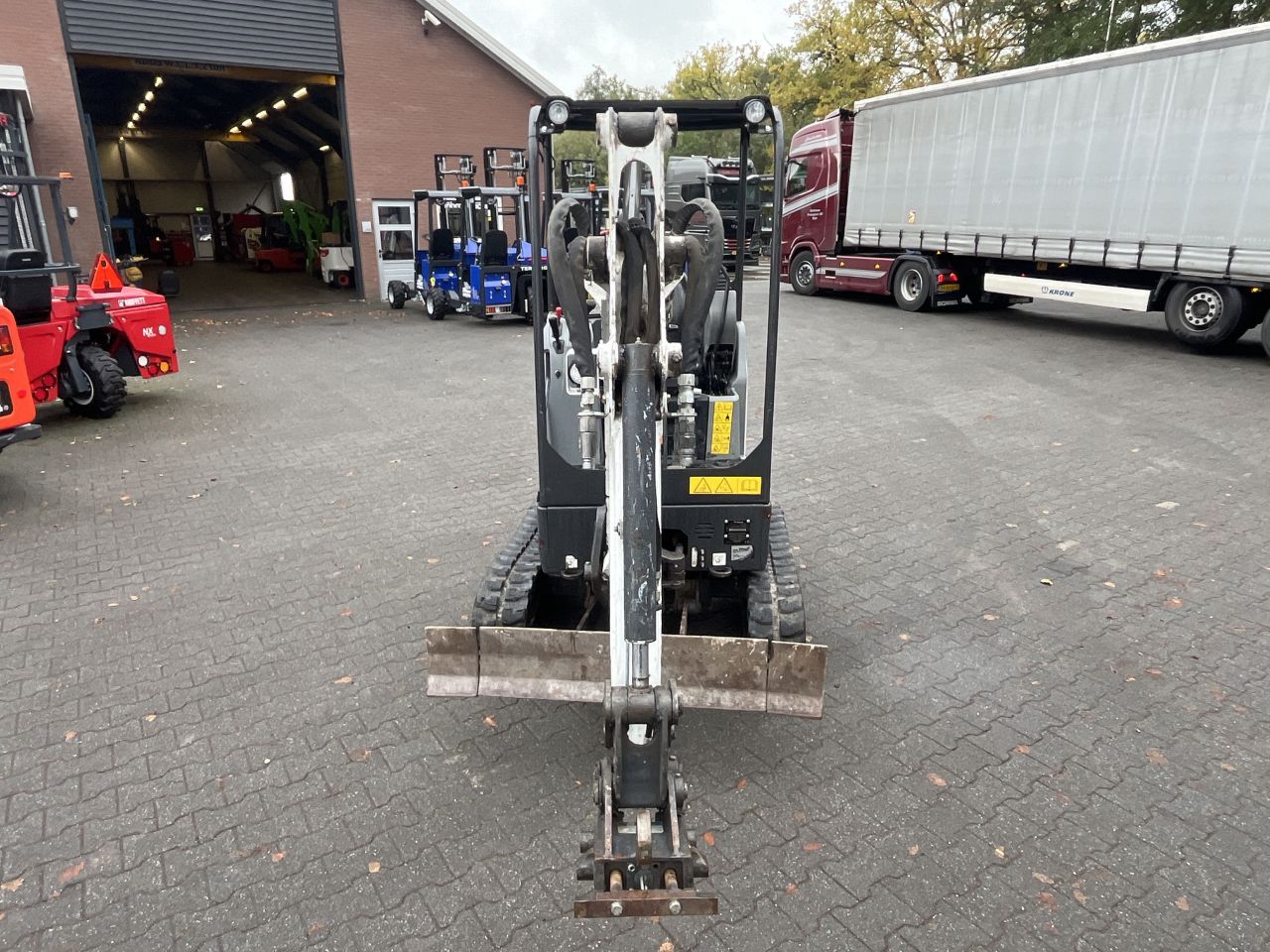 Bobcat E17z, binnendraaier, bj.2019