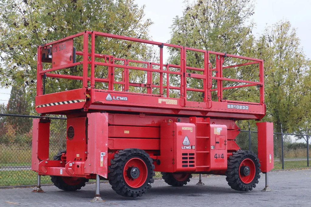 LGMG SR1023D | 12 METER | 1.100 KG