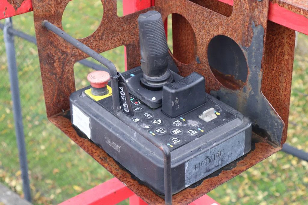 LGMG SR1023D | 12 METER | 1.100 KG