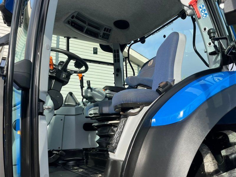 New Holland T7.165S Med frontlæsser
