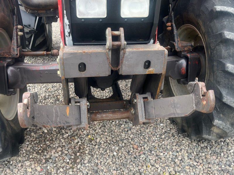 Massey Ferguson 8120 DYNA 4 Med frontlift