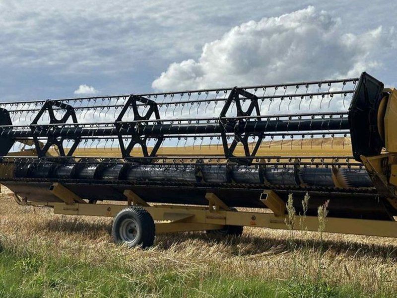 New Holland TX68 + 24” skærebord