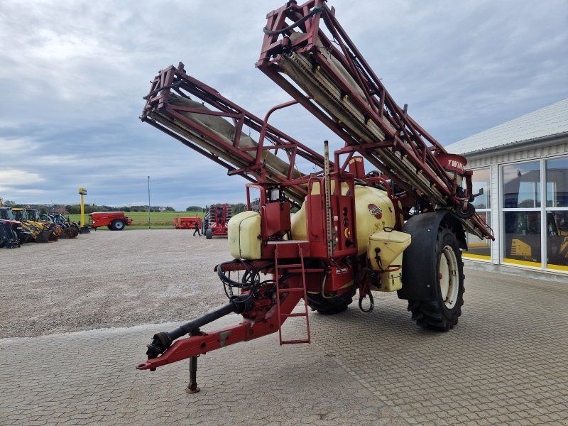 Hardi COMMANDER 2800 TWIN