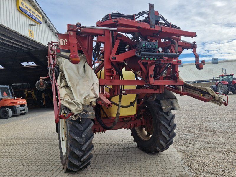 Hardi COMMANDER 2800 TWIN