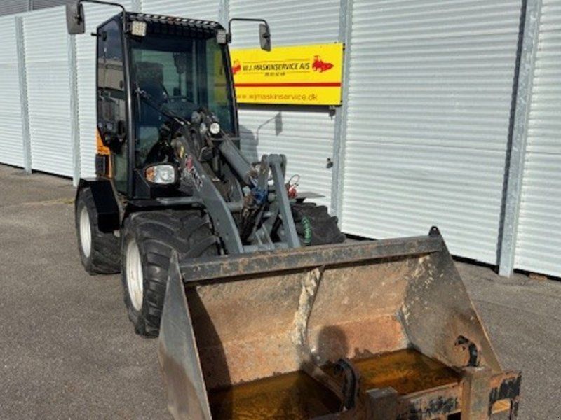 Giant V452T HD X-tra