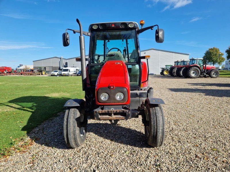 Massey Ferguson 5435 2WD