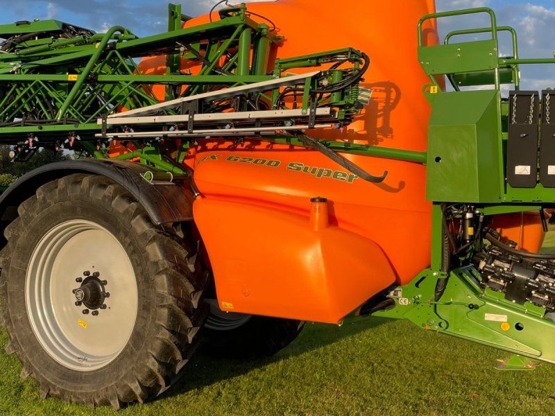 Amazone UX 6200 Super 28 mtr. UX 6200 28 m Super trailersprøjt