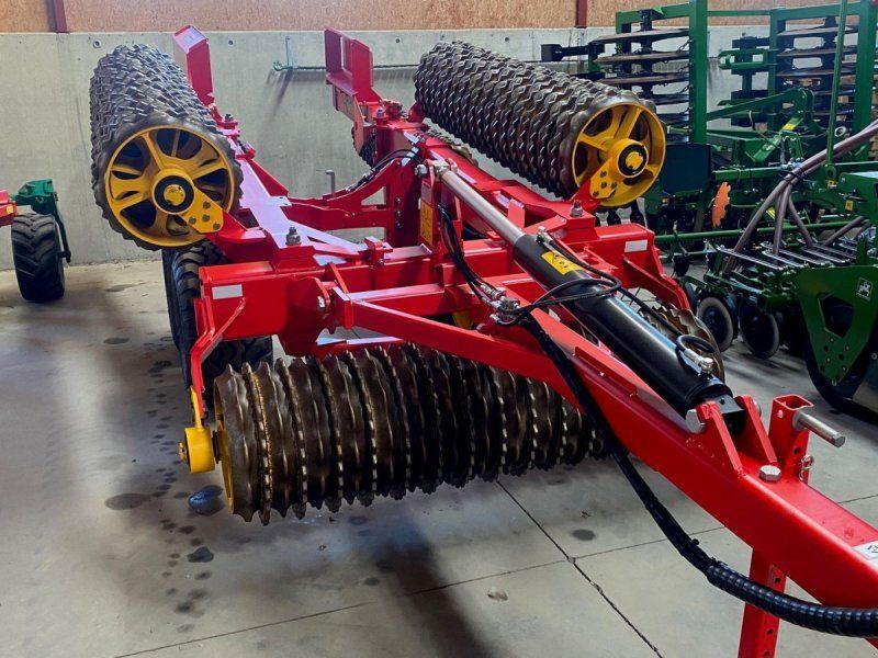 Väderstad RIUS HD 10,2 m tromle Väderstad RIUS HD 10,2 m Cambridge tro