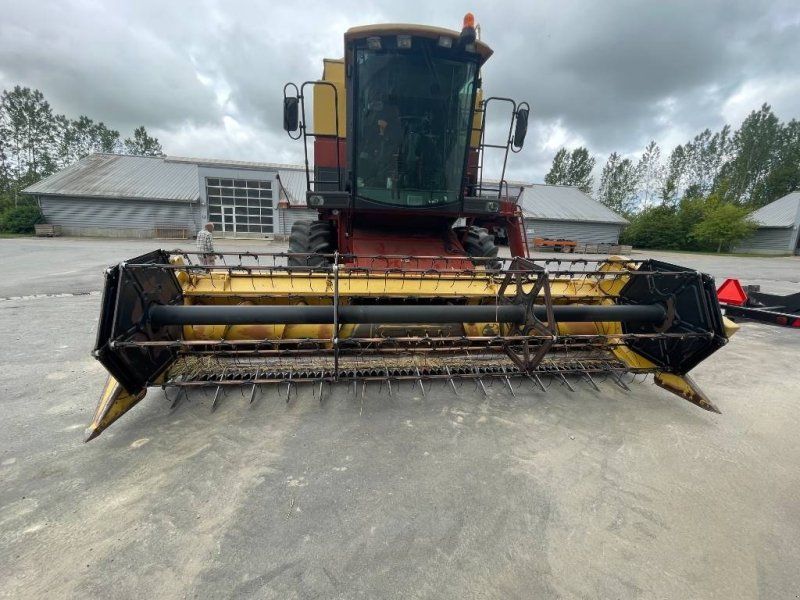 New Holland L520