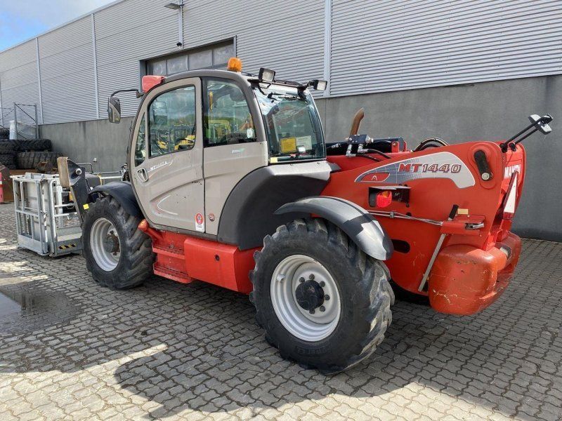 Manitou MT1440A ST3B