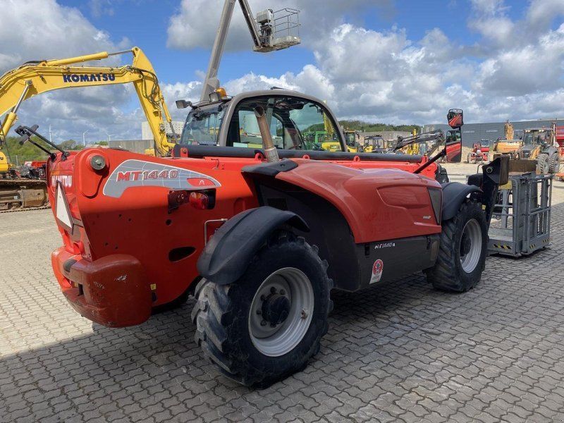 Manitou MT1440A ST3B