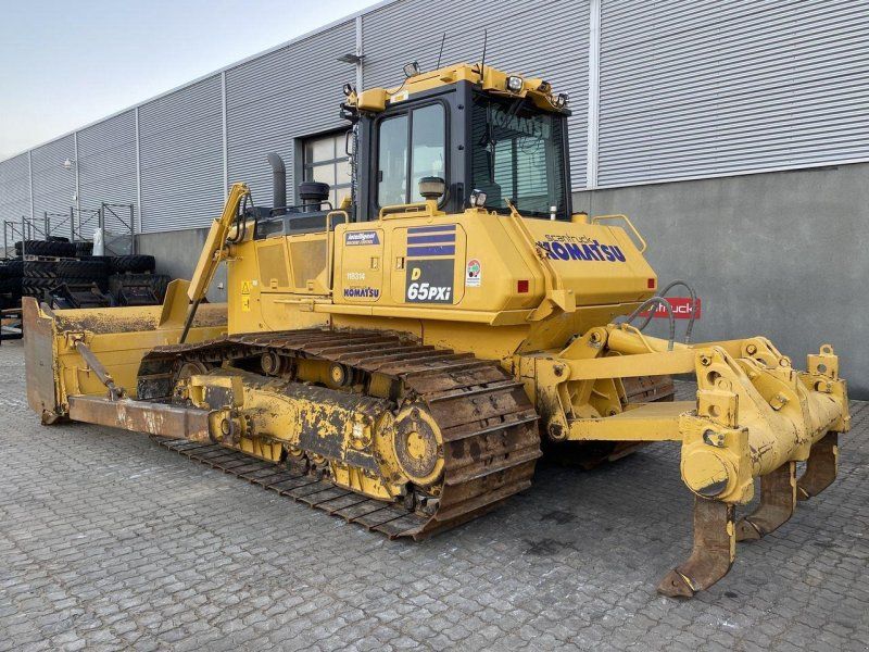 Komatsu D65PXI-18EO