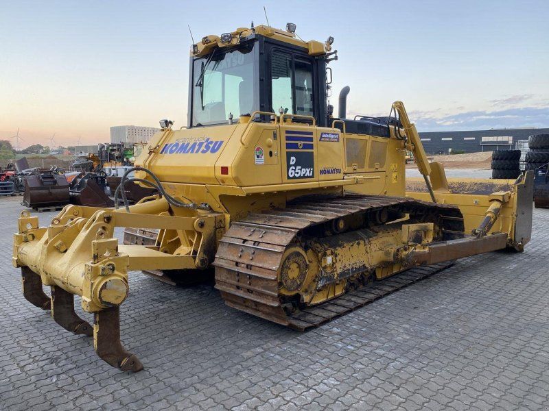 Komatsu D65PXI-18EO