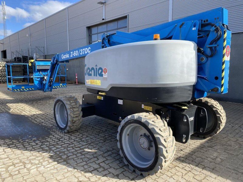Genie Z60/37 DC