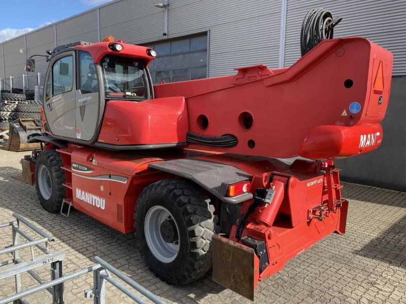 Manitou MRT3255P+ ST4