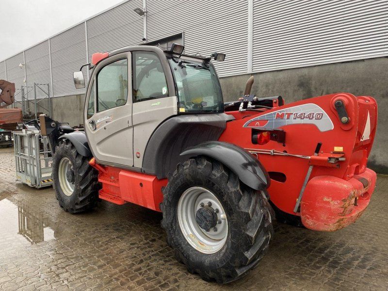 Manitou MT1440A ST3B