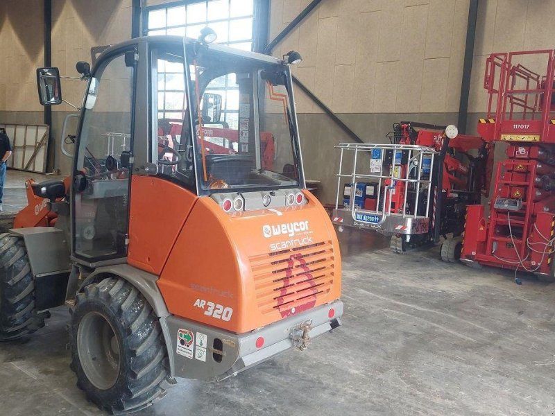 AR320 Cab
