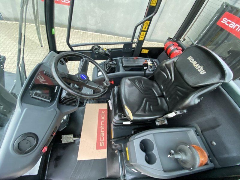 Komatsu WA80M-8EO