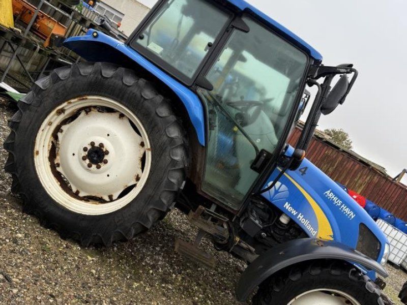 New Holland T5050 Key