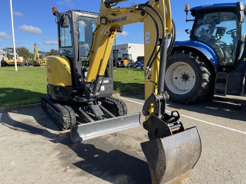 New Holland E26C CAB AG