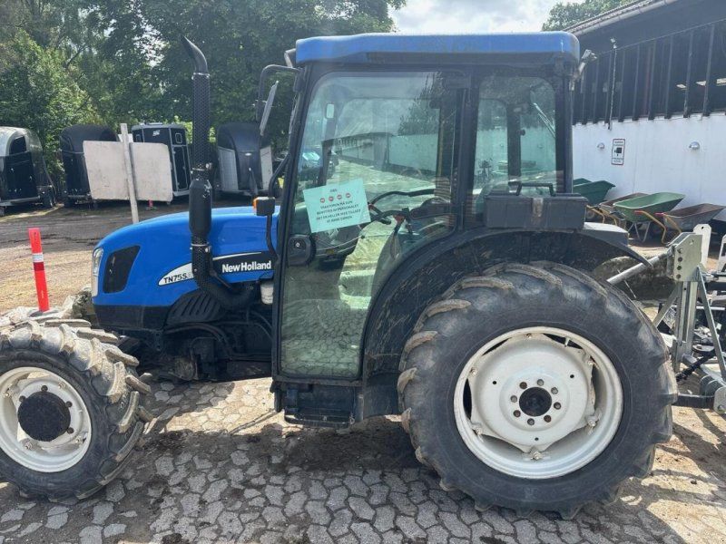 New Holland TN75SA