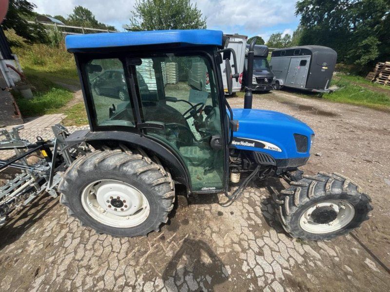 New Holland TN75SA