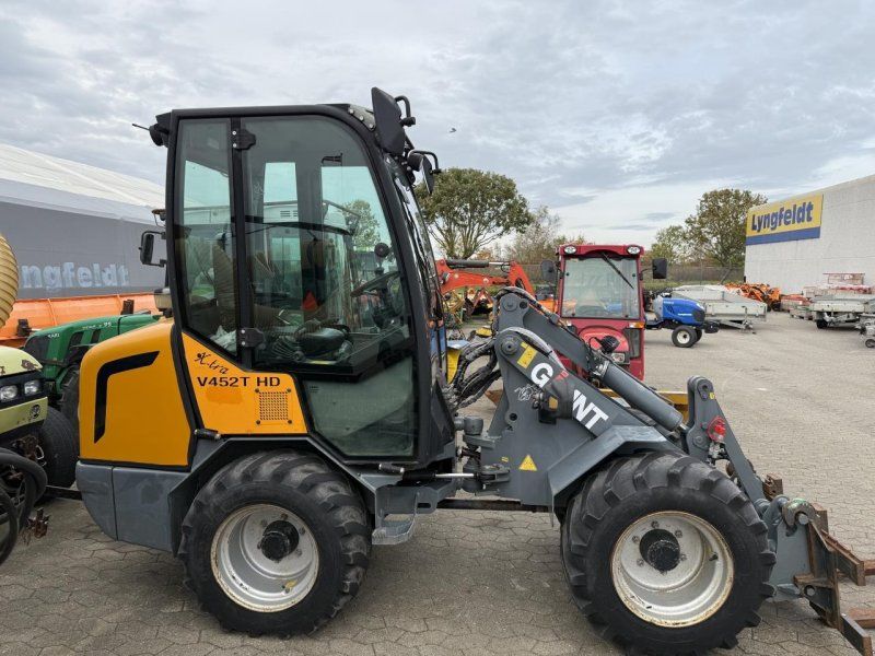 Giant 2700HD