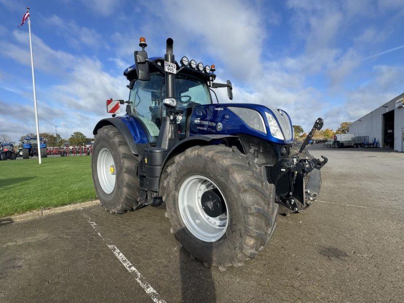 New Holland T7.300 AC GEN