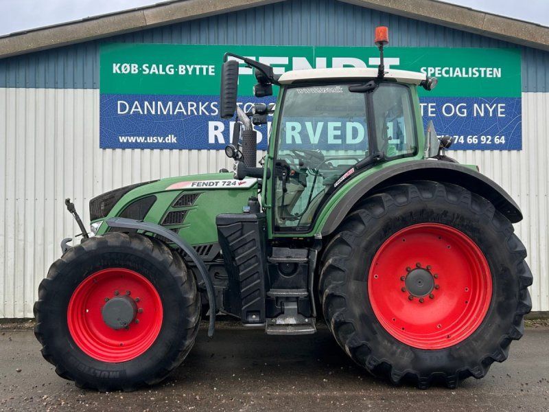 Fendt 724 Vario SCR Profi Plus Få timer