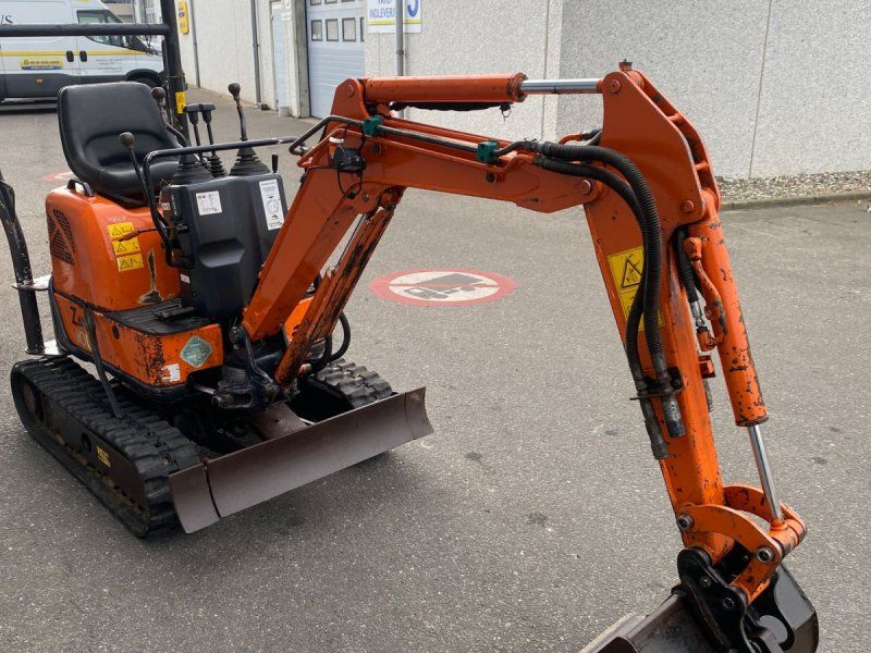 Hitachi zaxis 10u